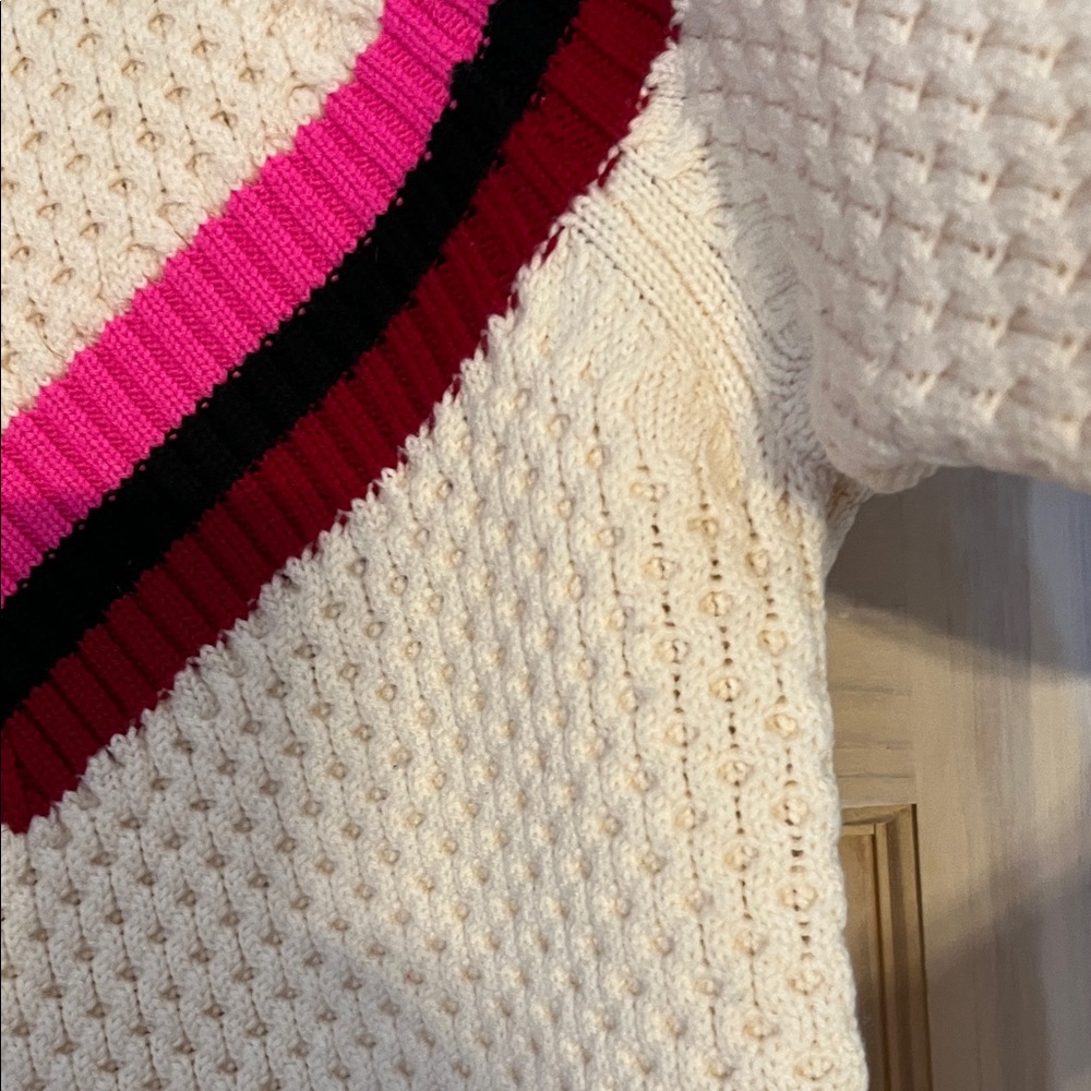 ๐๐ MILLY Small GUC Chevron Knit Sweater - Cream, Pink, and Red - Picture 7 of 13